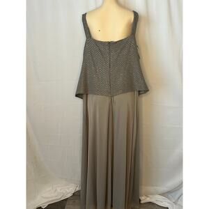 Onyx Nite 24W Gray Shimmer Chiffon Layered Evening Dress Gown formal